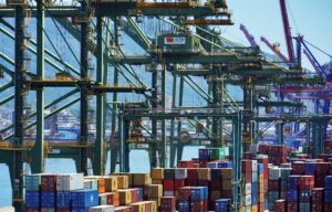 Arrecadação do imposto de importação cai 3,2% no primeiro mês após aumento