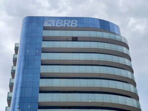 BRB adia emissão de ações e busca novas soluções para cobrir rombo bilionário