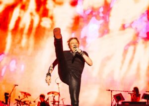 Guns N’ Roses retorna ao Brasil com turnê em nove cidades; veja datas e detalhes