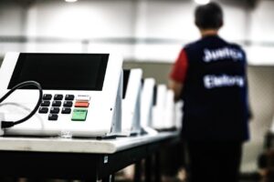Último dia para tirar título e regularizar cadastro eleitoral é nesta quarta (6)