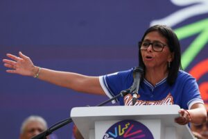 Venezuela eleva renda mínima para R$ 1.200, mas população reclama que valor é insuficiente