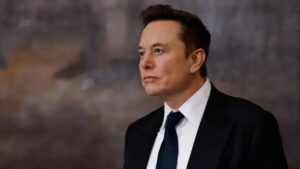 Elon Musk pode virar o primeiro trilionário com IPO da SpaceX