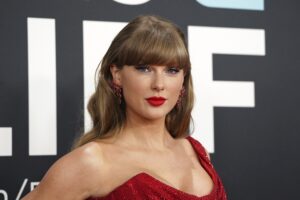 Taylor Swift lança música inédita para ‘Toy Story 5’ em parceria com Pixar
