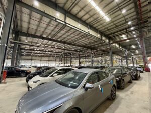Anfavea denuncia concorrência desigual com isenção para carros chineses desmontados