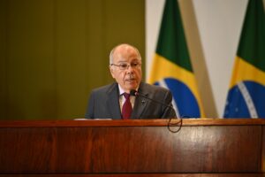 Itamaraty alerta para risco de ação militar dos EUA no Brasil após rotular PCC e CV como terroristas