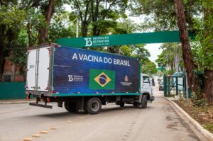 Butantan entrega quase 1,9 milhão de doses da CoronaVac para vacinar crianças contra Covid-19