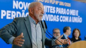 Reforma tributária isenta MEI e nanoempreendedor de emitir nota fiscal para pessoa física